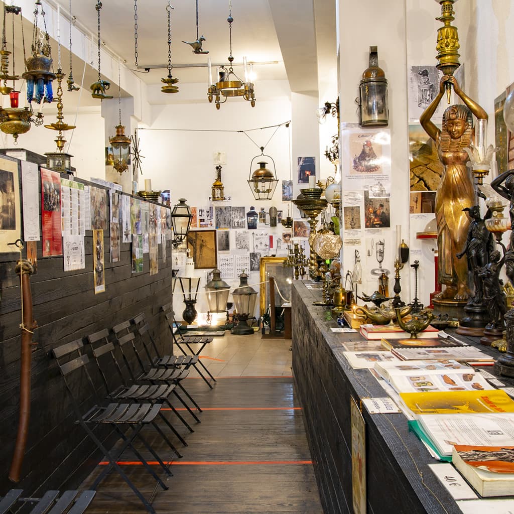 Musée Liégeois du Luminaire (MULUM) à Liège - Musée - Wekty