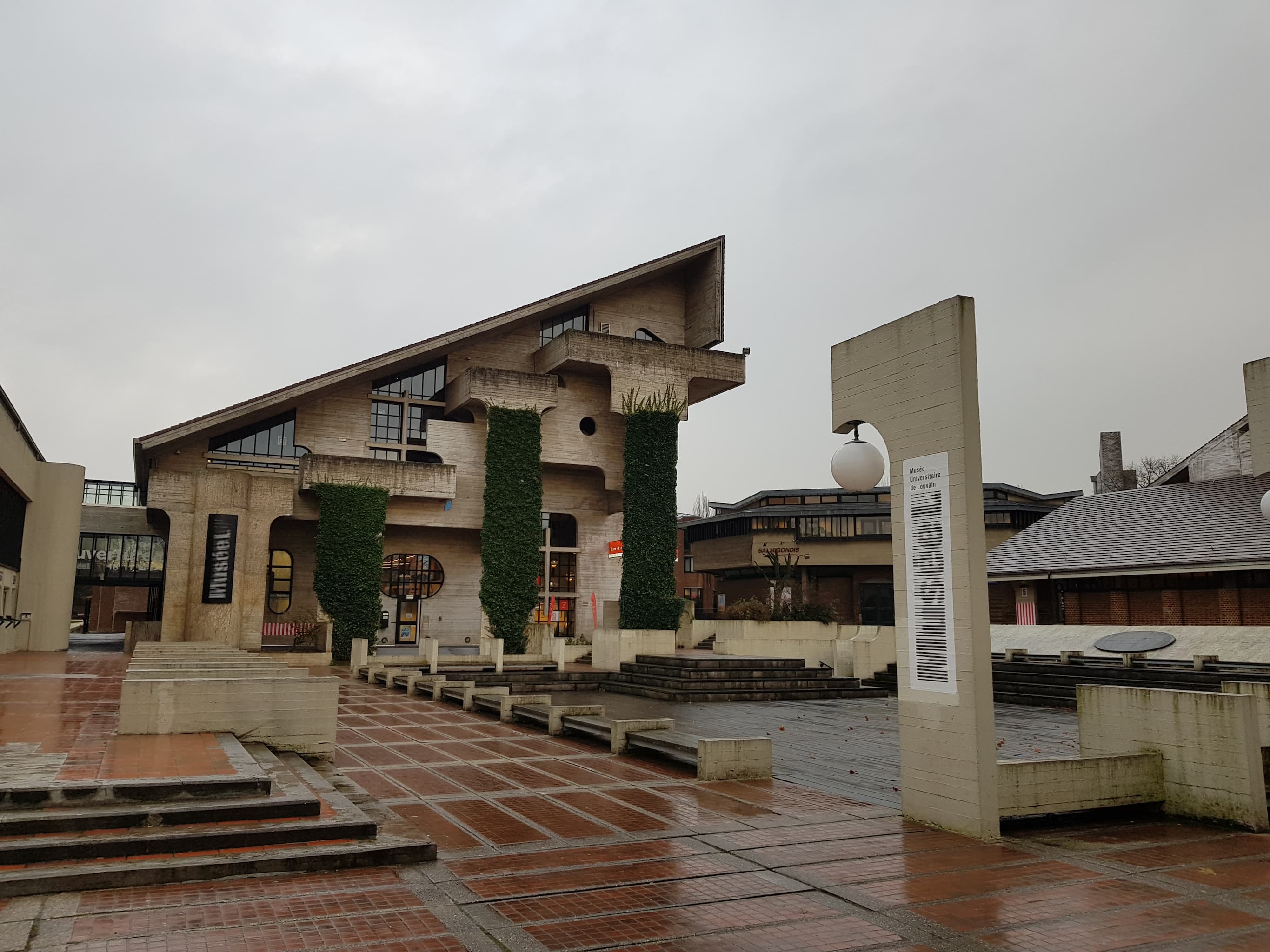 Musée L à Ottignies - Musée - Wekty