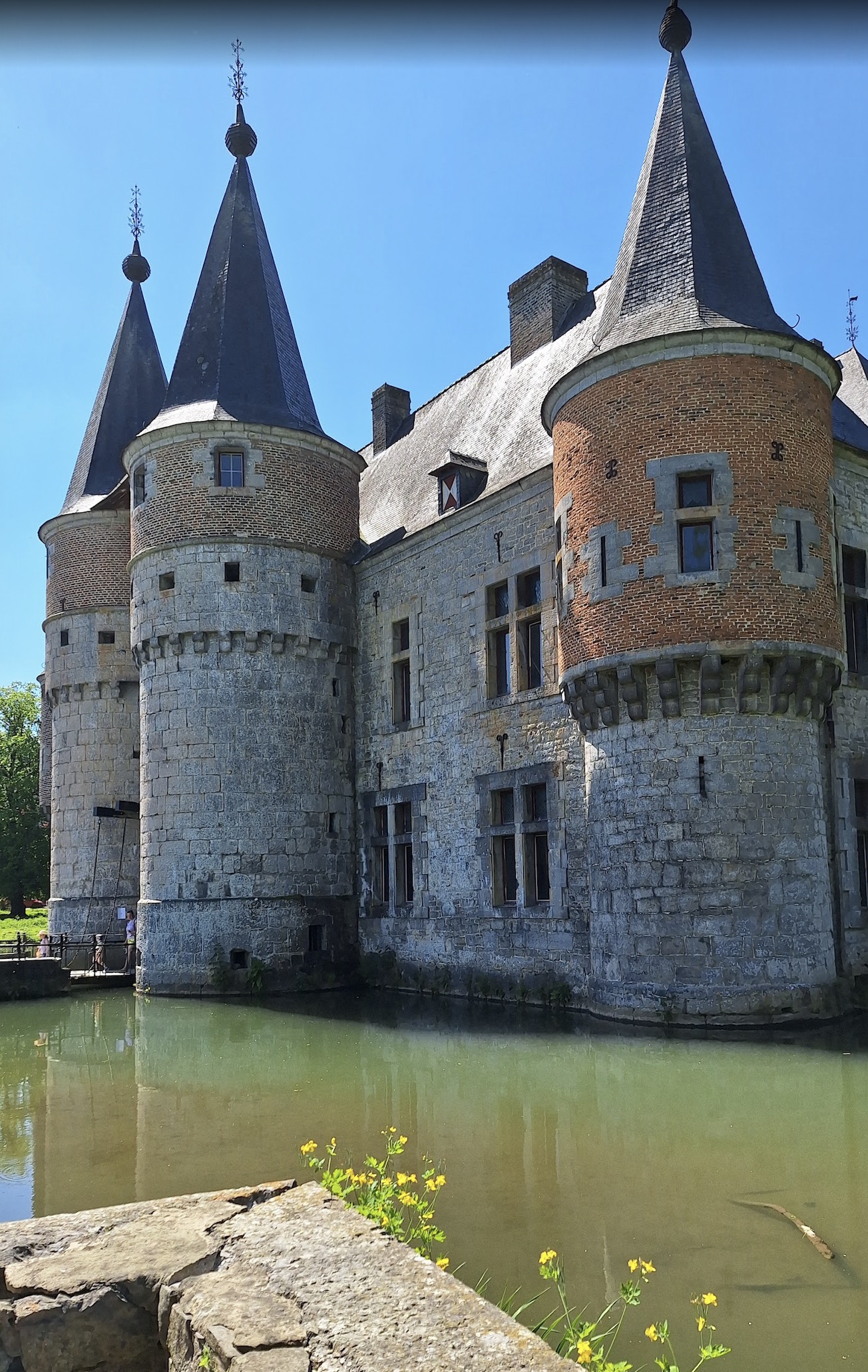 Château de Spontin à Spontin - Château - Wekty