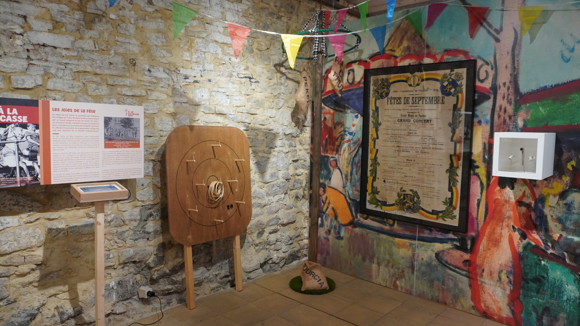 Exposition Temporaire : "ON JOUE ? 100 ans de jeux en Entre-Sambre-et-Meuse" à l'Écomusée du Viroin à Treignes - Expo / Salon - Wekty